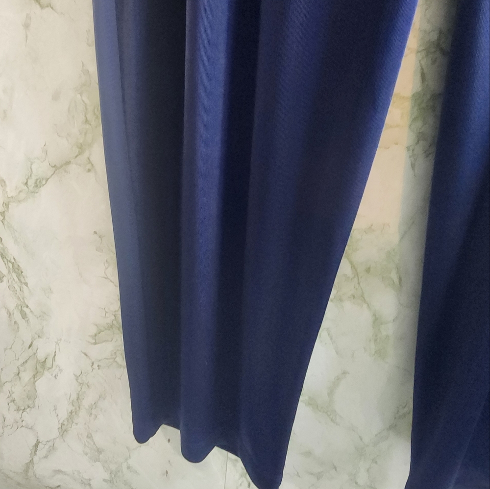 EASYWEAR by CHICO'S Navy Capri Length Pants - Picture 6 of 12